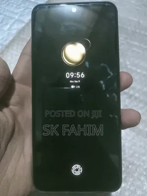 Photo - Tecno Spark 30 Pro 256 GB Black