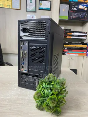 Desktop Pc Intel Core I3 ( 4th Gen)_ram 8gb_ssd 120gb_graphic 2gb