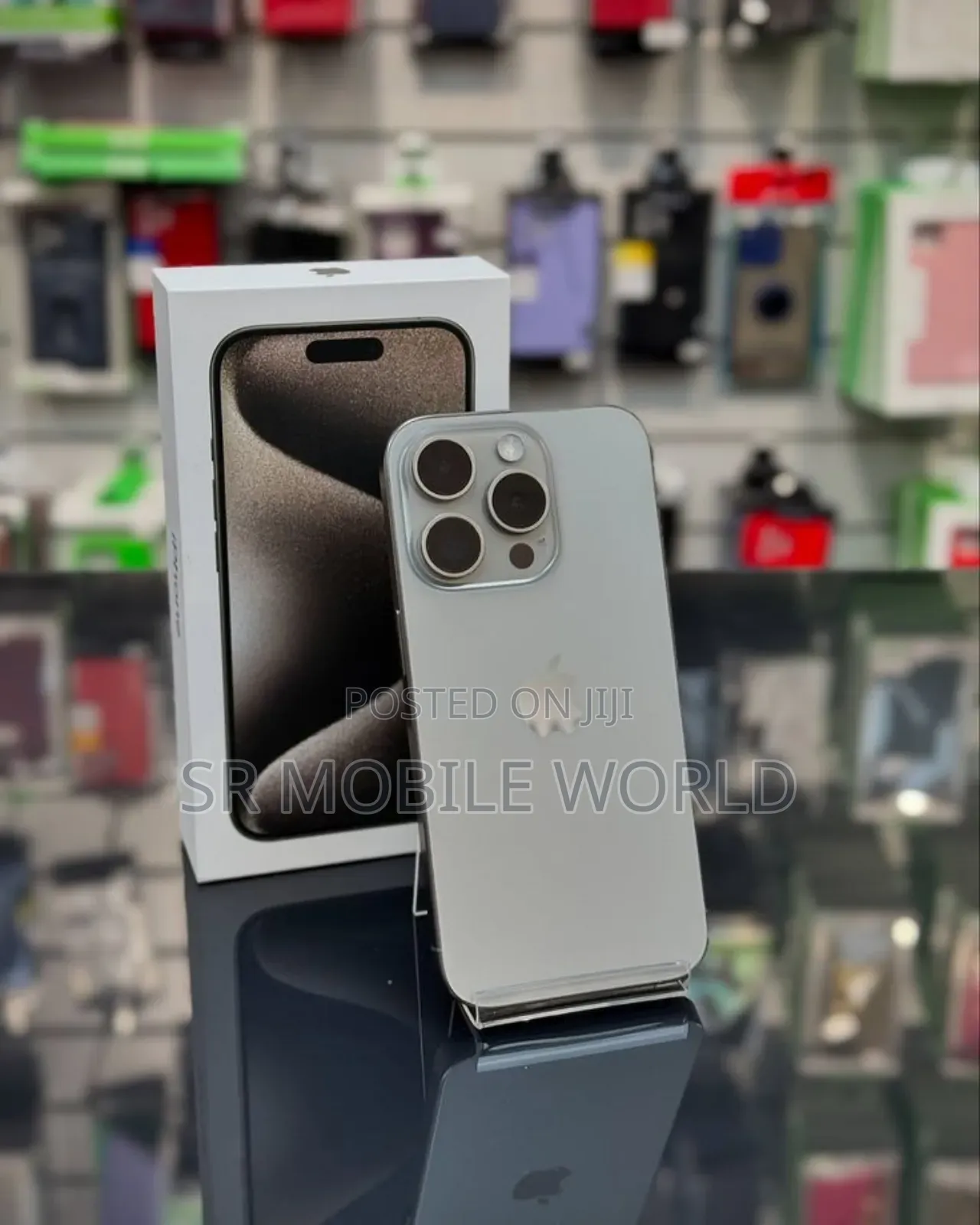 New Apple iPhone 16 Pro Max 256 GB Gold