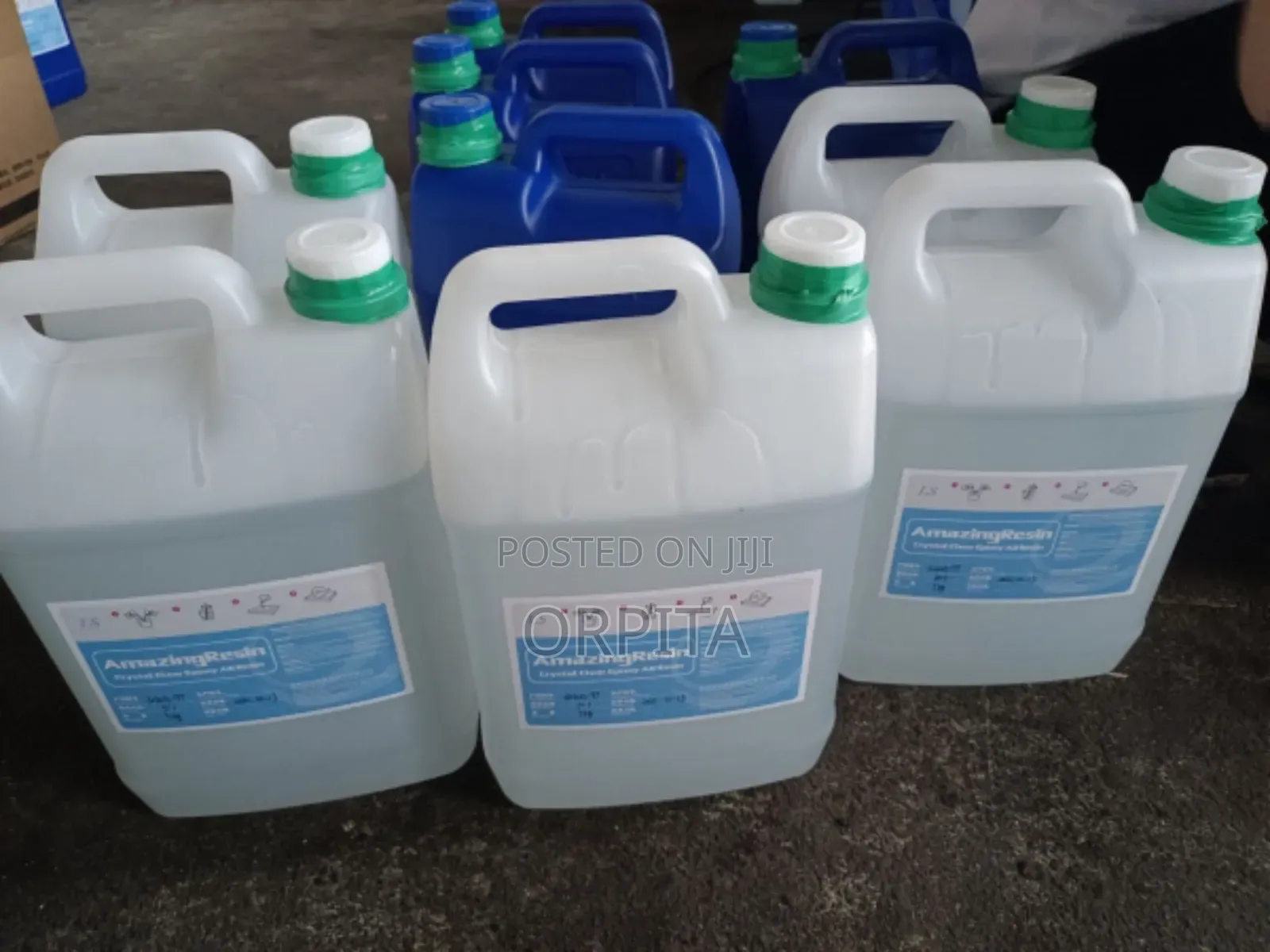 Epoxy Rasin 3:1 and Hardner.