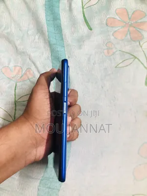 New Mobile Phone 4 GB Green