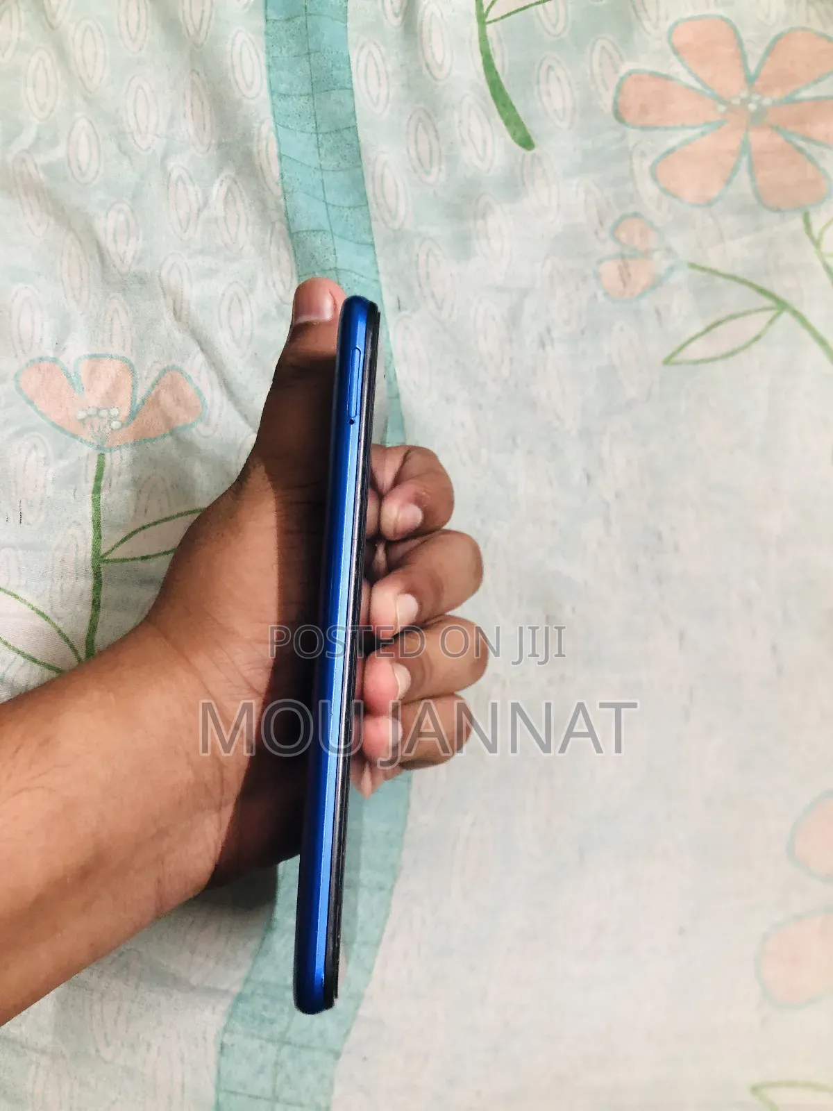 New Mobile Phone 4 GB Green