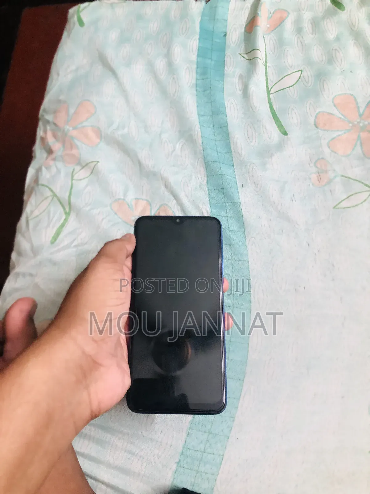 New Mobile Phone 4 GB Green