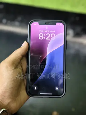 Photo - Apple iPhone 12 128 GB Black