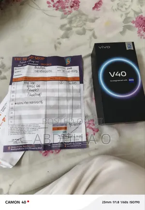 New Vivo V40 5G 256 GB Bronze