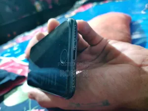 Apple iPhone 7 32 GB Black