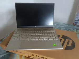 Photo - Laptop HP Pavilion 15 16GB Intel Core I7 SSD 512GB