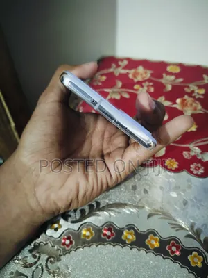 Samsung Galaxy Quantum 2 128 GB