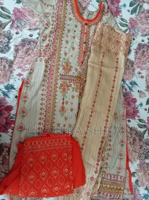 Photo - Silk Three Piece