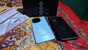 New Vivo iQOO Z9 Turbo 256 GB