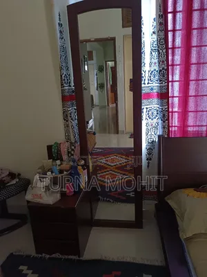 Photo - Dressing Table