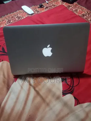 Photo - Laptop Apple MacBook Air 2016 4GB Intel Core I5 SSD 256GB