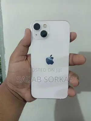 Photo - Apple iPhone 13 128 GB Pink