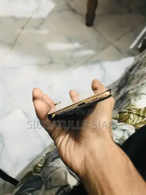 Apple iPhone XS 64 GB Gold
