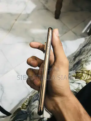 Apple iPhone XS 64 GB Gold