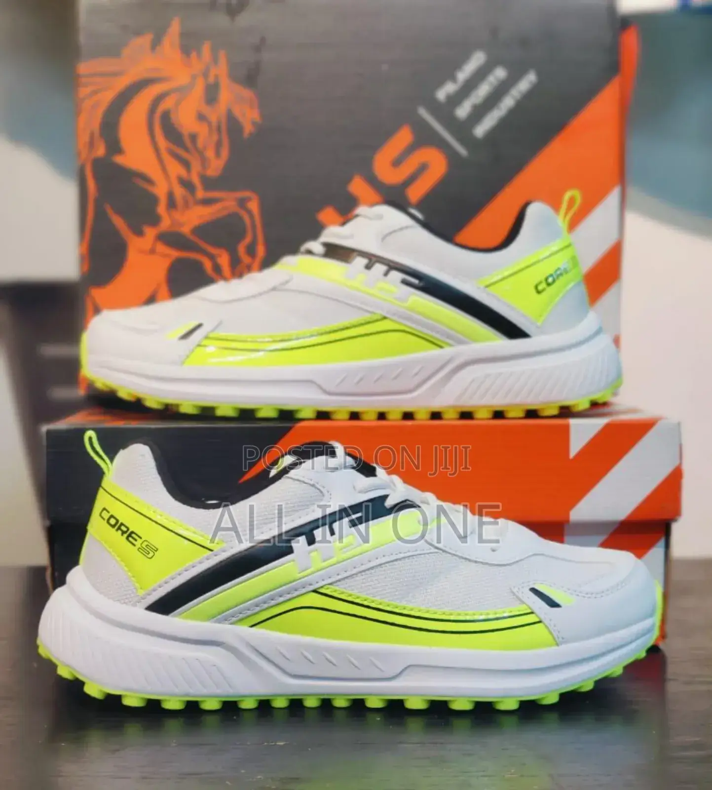 Shoe for Man Title: Iest Color: 1 Yellow -White