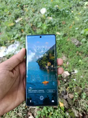 Photo - Tecno Spark 20 Pro Plus 256 GB Black
