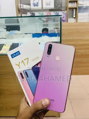 Photo - New Vivo Y17 256 GB Pink