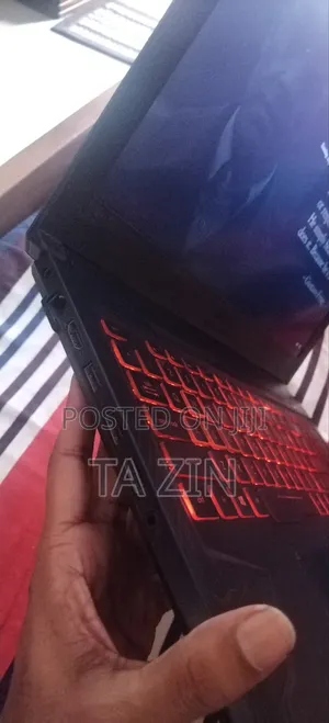 Laptop Asus TUF Gaming FX504 8GB Intel Core I7 HDD+SSD 1T