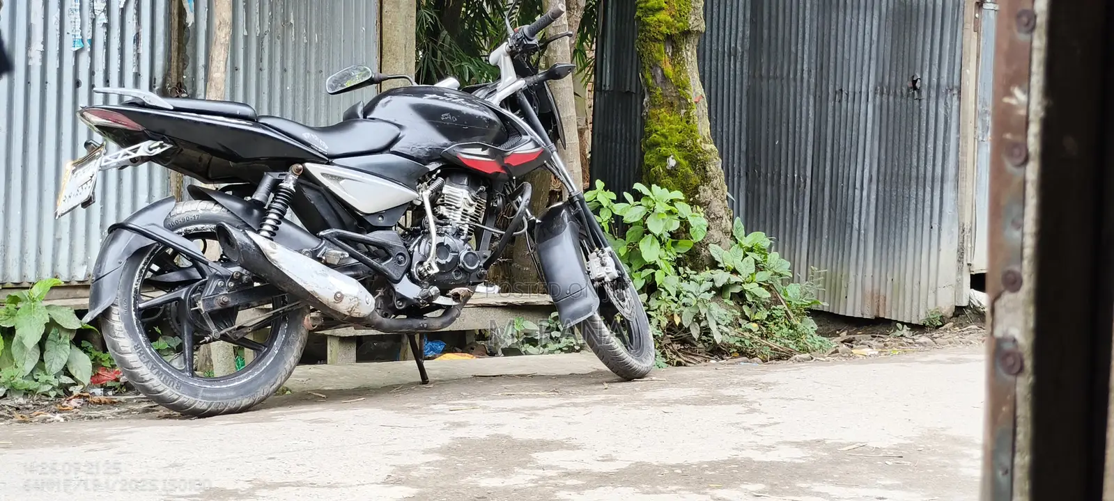 Bajaj Pulsar 135 LS 2010 Black