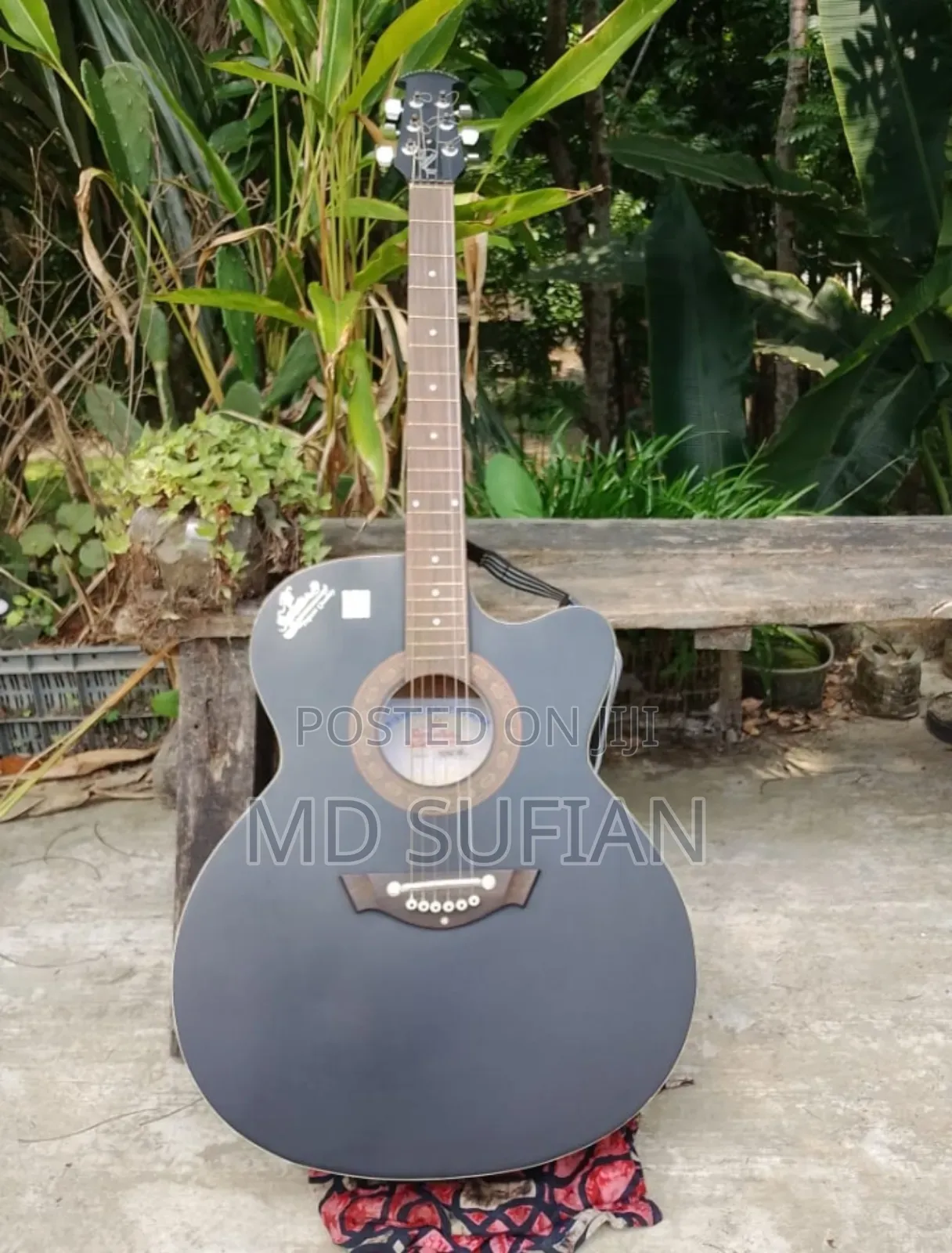 অরজিনাল ইন্ডিয়ান সিগনেচার গিটার প্রাইস মাত্র ৪৫০০৳