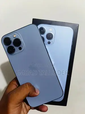 Photo - Apple iPhone 13 Pro Max 128 GB Blue