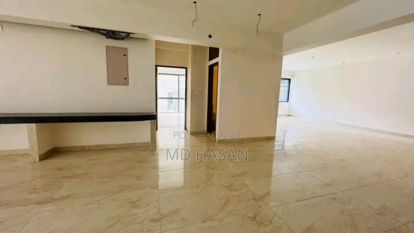 4bdrm Apartment in Semi Furnished for Rent