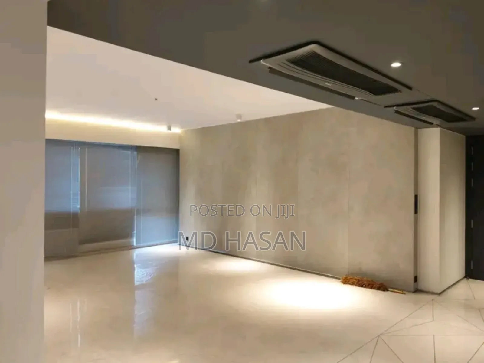 4bdrm Apartment in Semi Furnished for Rent