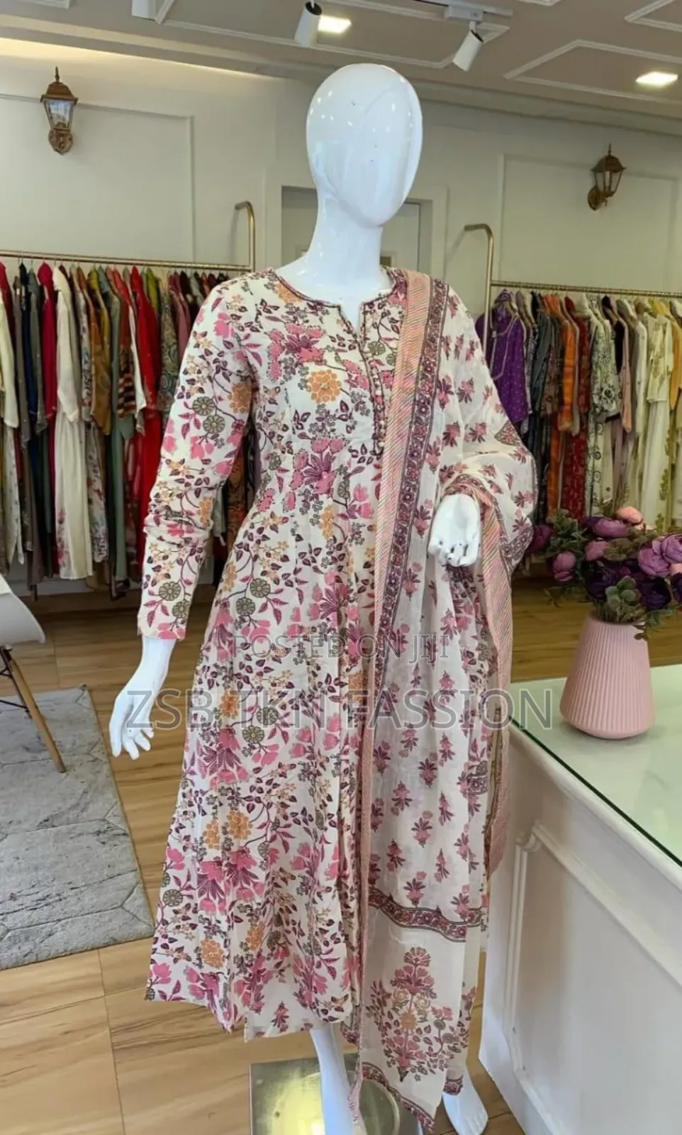 Three Piece Gown নতুন আপডেট