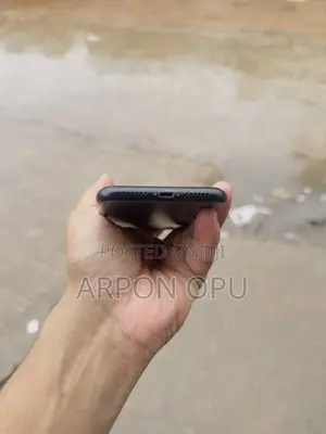 Apple iPhone XR 64 GB Black