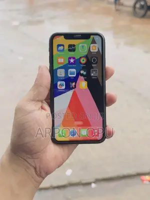 Apple iPhone XR 64 GB Black