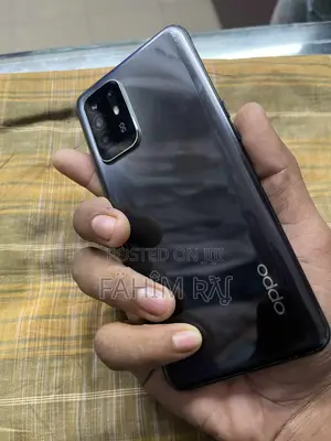 Photo - New Oppo F17 Pro 128 GB Bronze