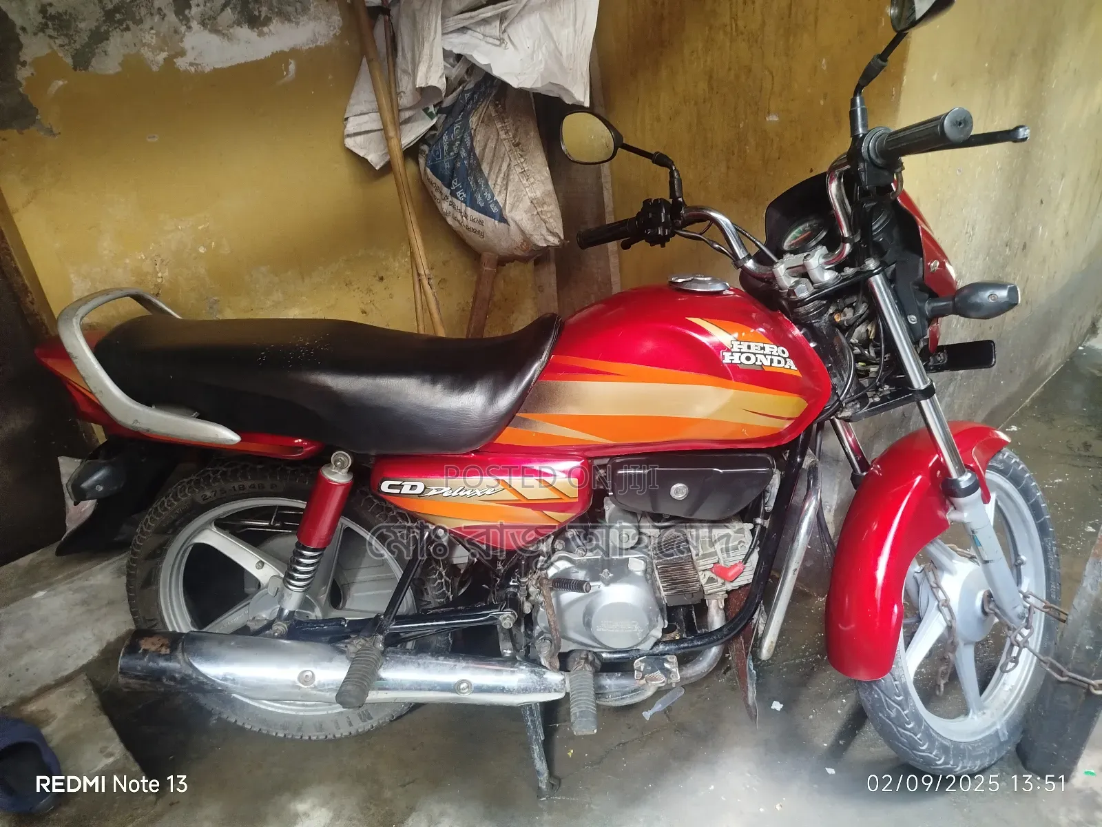 Hero HF Deluxe 2011 Red