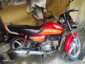 Hero HF Deluxe 2011 Red