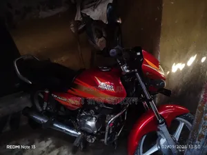 Hero HF Deluxe 2011 Red