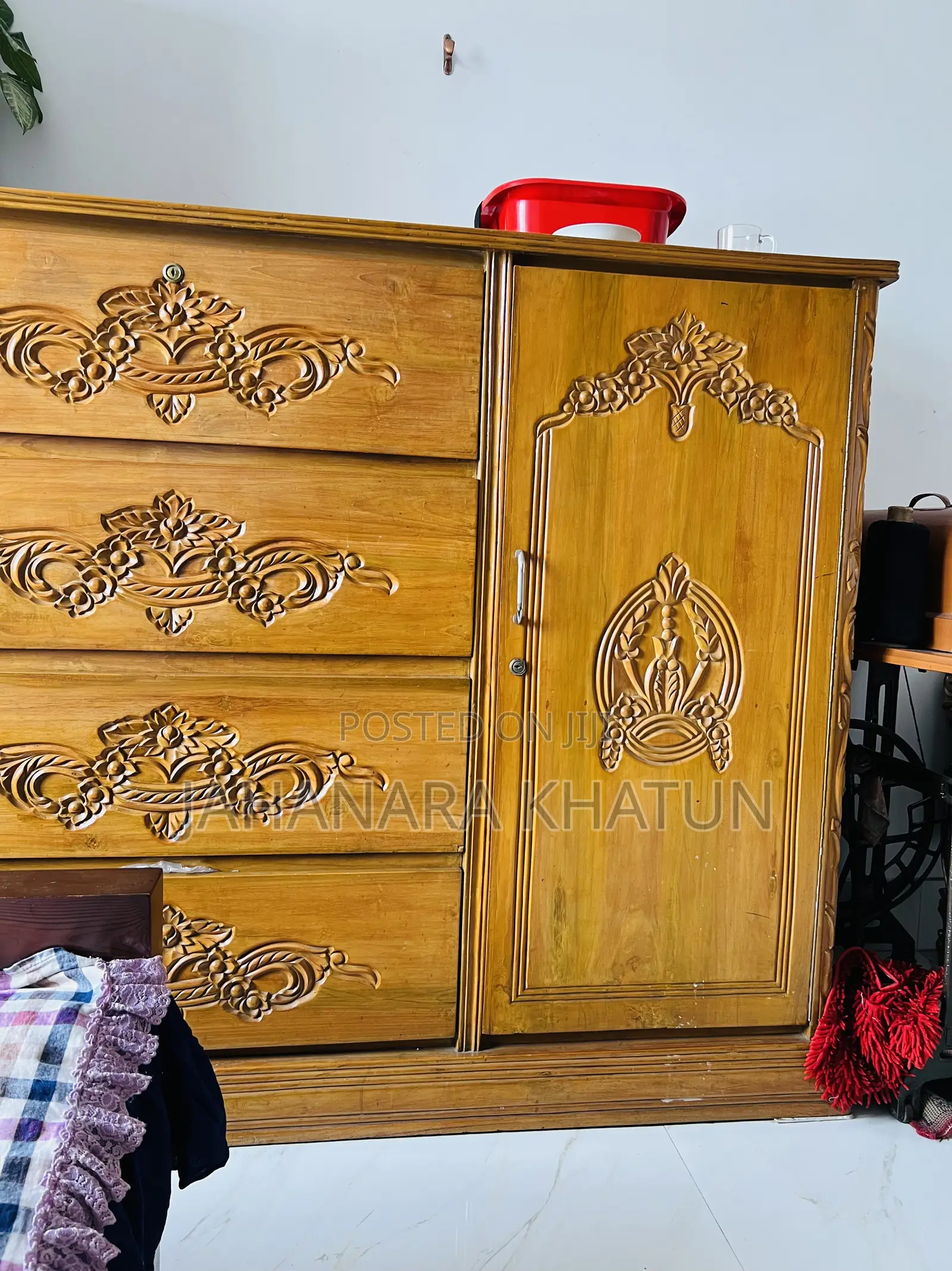 সেগুন কাঠের ৬/৭” Wardeob