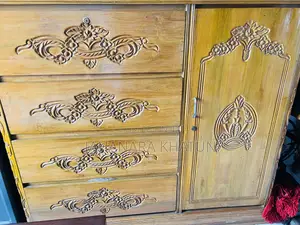 সেগুন কাঠের ৬/৭” Wardeob