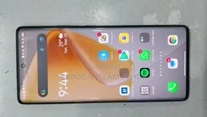 Photo - Infinix Hot 50 Pro+ 4G 256 GB Silver
