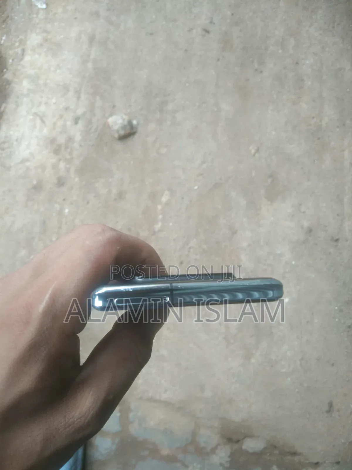 Sharp Aquos R6 128 GB Black