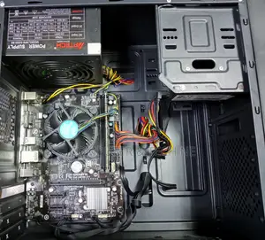 Full Fresh Intel Core I5 4th Zen - Gigabyte 81, 8/128 Gb SSD