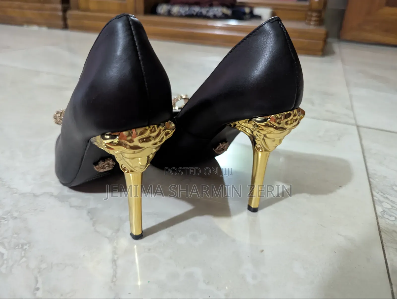Selling Post : Good Quality Heels