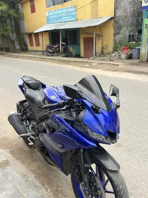 Yamaha R1 2020 Blue