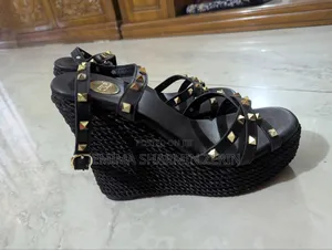 Photo - Selling Good Quality Heels