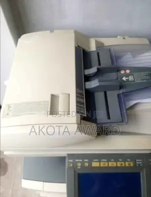 Toshiba E-Studio 282 Photocopy Machine