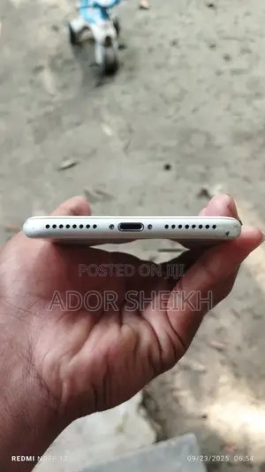 Apple iPhone 8 Plus 64 GB White