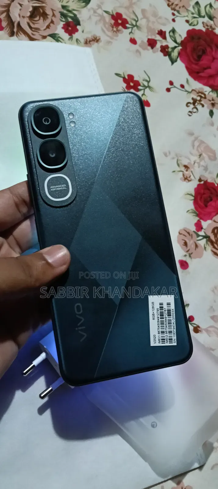 New Vivo Y21 128 GB Gray