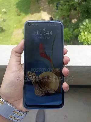 Photo - Realme 8 5G 128 GB Blue