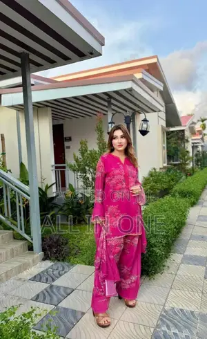 Photo - White Gold Georgette Three Piece হাই কোয়ালিটি