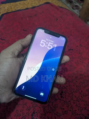 Apple iPhone 11 64 GB Black