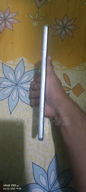 Mobile Phone 64 GB Silver